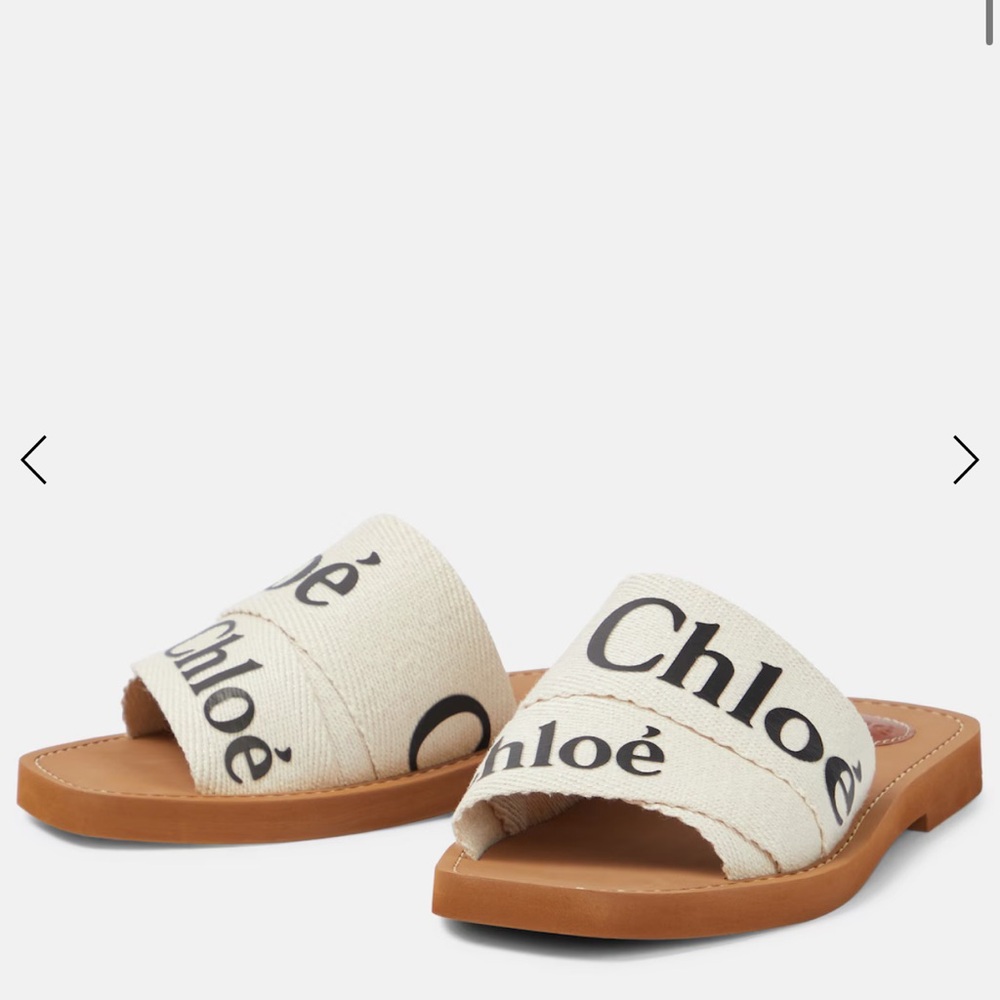 Chloe Woody Sandals in Beige Canvas With Black Letters
